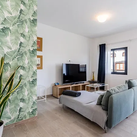Modern And Comfortable - Center Puerto Apartment
